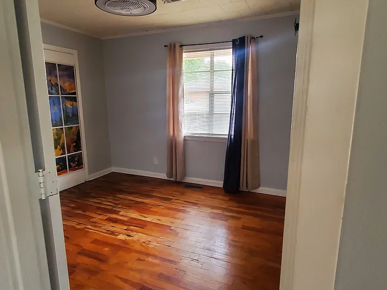 1807 Lakeshore Dr #C — Photo 19