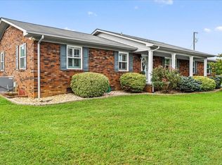 608 Glendale Ave, Clinton, TN 37716