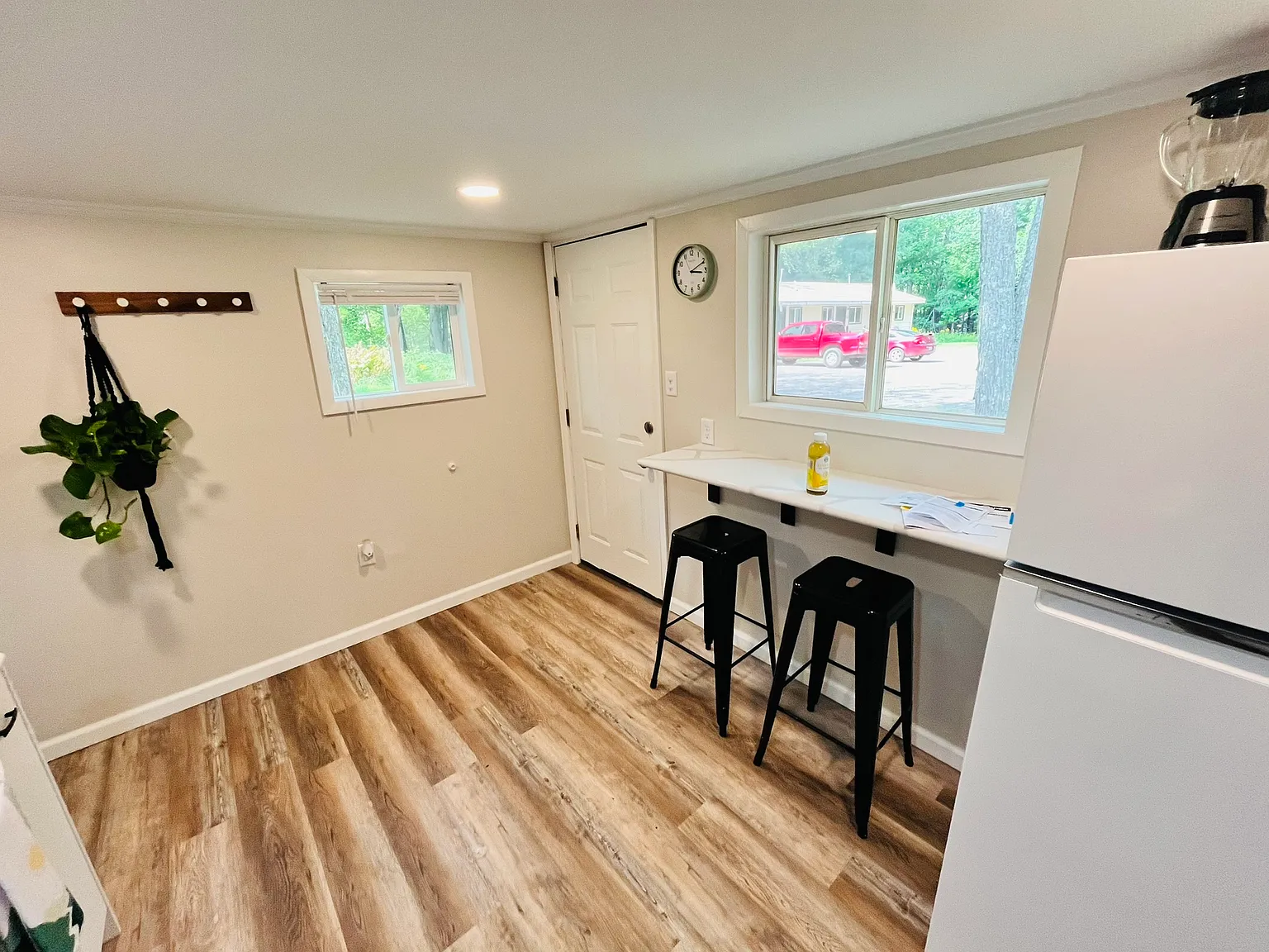 1 bed, 400 sqft, $1,595 — Photo 4