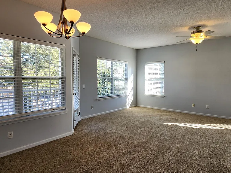 1716 Forest Lake Cir E #3 — Photo 1