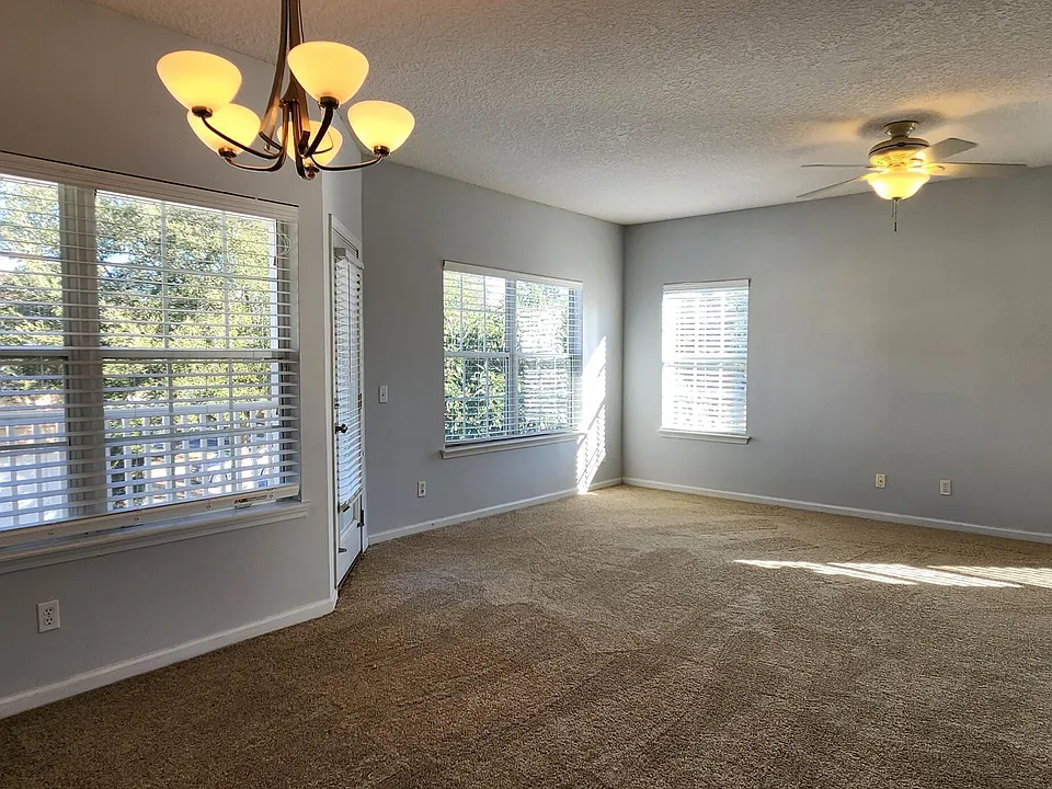 1716 Forest Lake Cir E #3