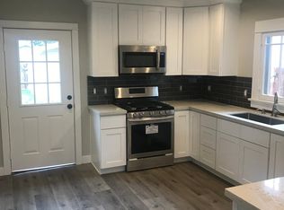 221 N Yale Ave, Fullerton, CA 92831