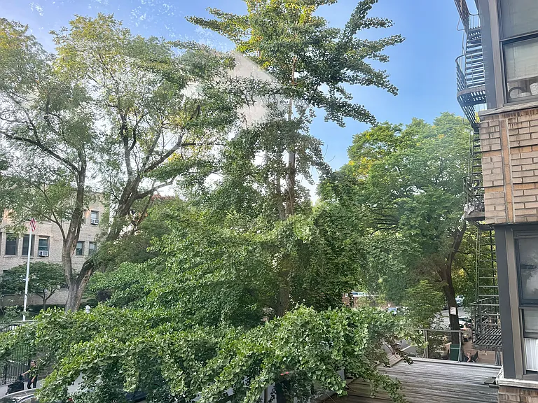 700 Fort Washington Ave #2C — Photo 7