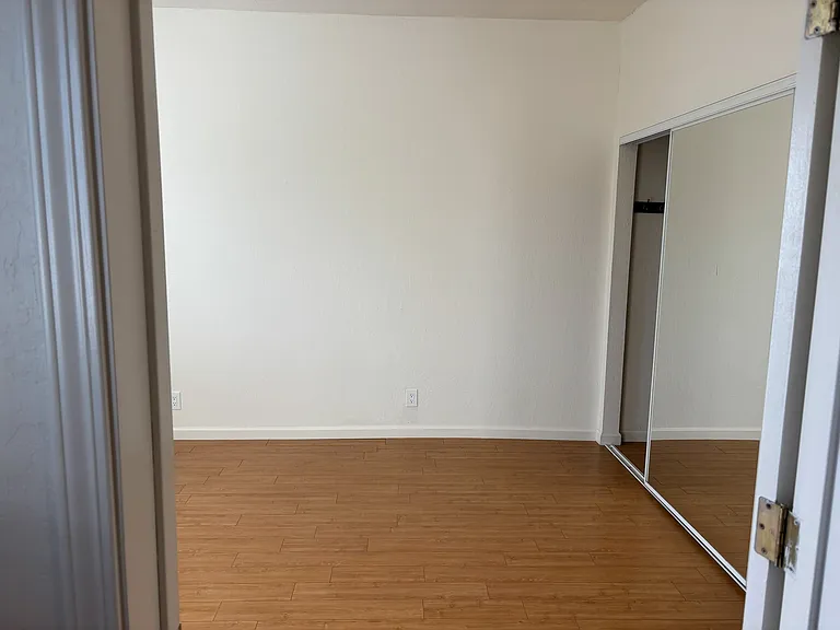 330 Capitol St #C — Photo 21