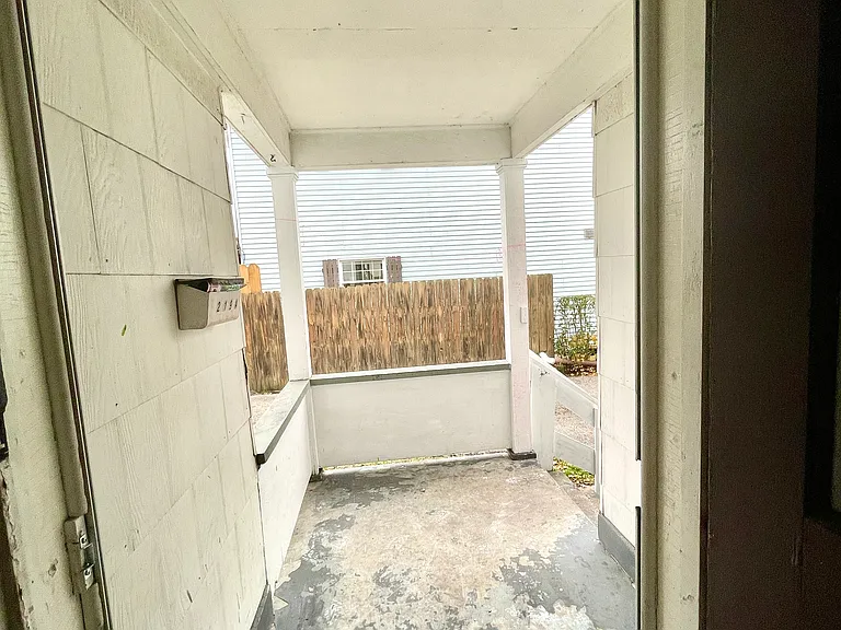 219 Chestnut St #A — Photo 7