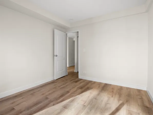 340 East 51st Street image 8 of 11