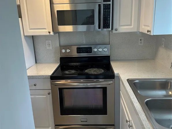 1501 Crescent Circle #A7, Lake Park, FL 33403