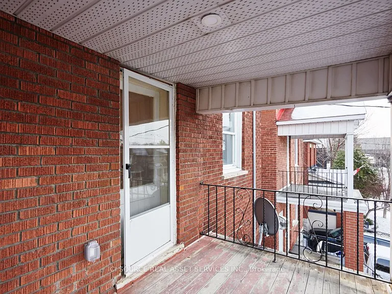 113 Fairmont Ave — Photo 2