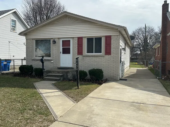 8454 Fisher Ave, Warren, MI 48089