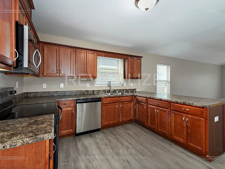 1549 Majesty Loop — Photo 33