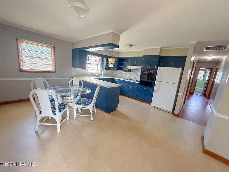 1515 Belgrade Swansboro Rd — Photo 4