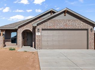 606 E 22nd St, Wolfforth, TX 79382