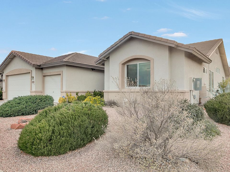 1st image of 270 S Desperado Dr