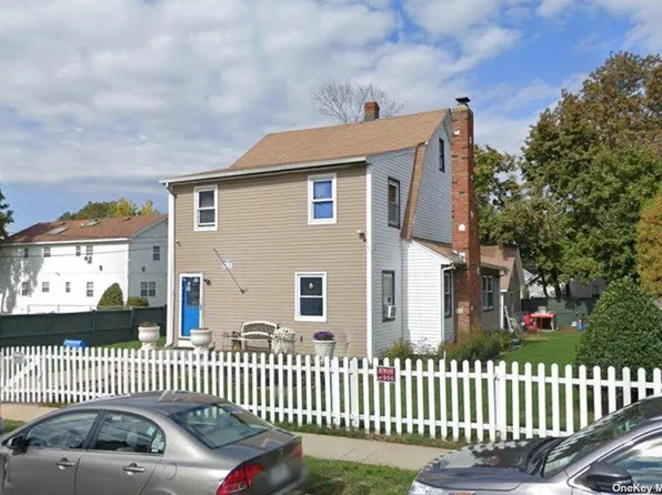 93 Princeton St Street, Hempstead, NY 11550