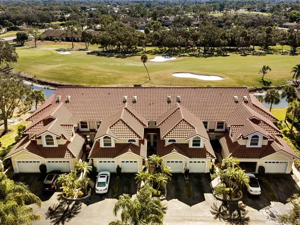 5590 Golf Pointe Dr #5590, Sarasota, FL 34243