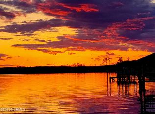 11 E Commodore Point, Belhaven, NC 27810