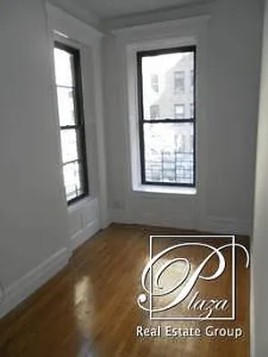 Rented by Plaza Real Estate Group | media 42