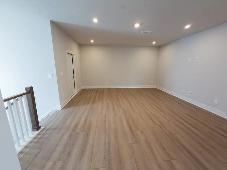 828 Silva Loop — Photo 22