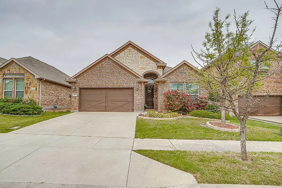 Building Photo - 14804 Star Creek Dr