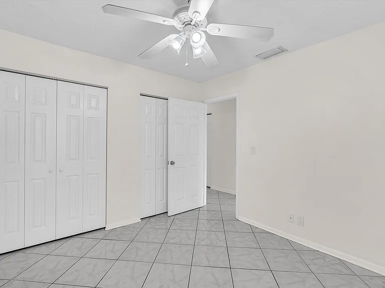 815 W Boynton Beach Blvd #16-205 — Photo 37