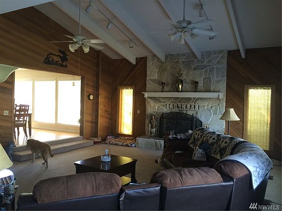 3rd image of 1141 S Eastlake Dr