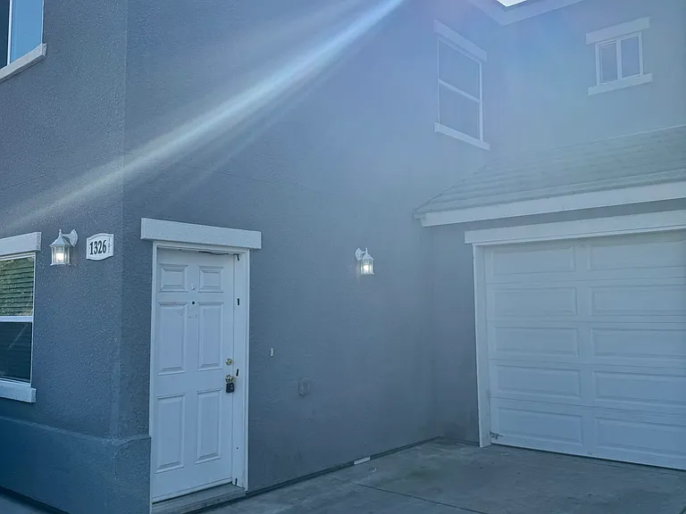 1326 S Santa Fe St #102 — Photo 2