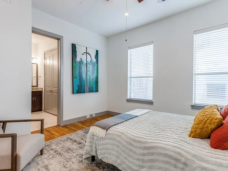 5017 Manett St #106 — Photo 12