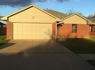 8404 Prairie Ridge Rd, Oklahoma City, OK 73135