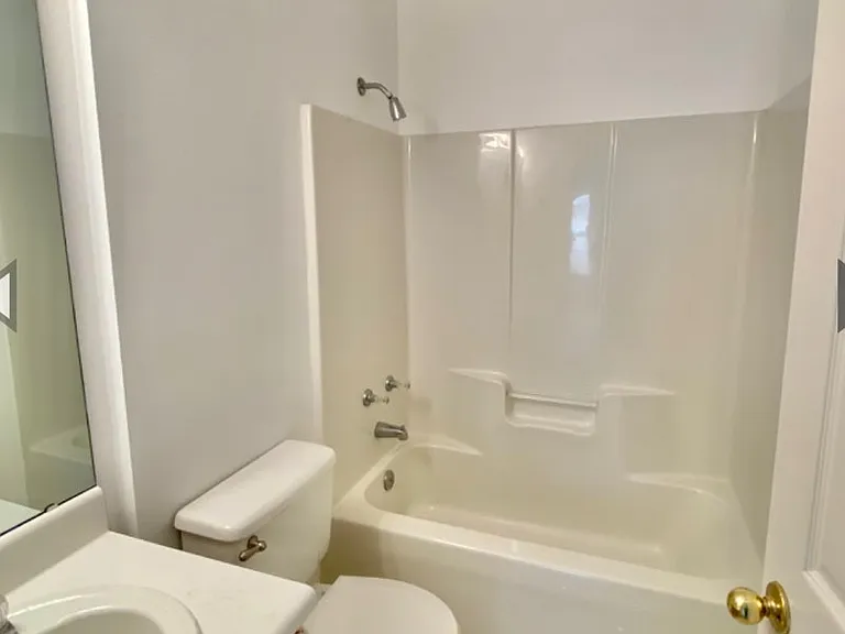 1914 Summer Hills Ln — Photo 10