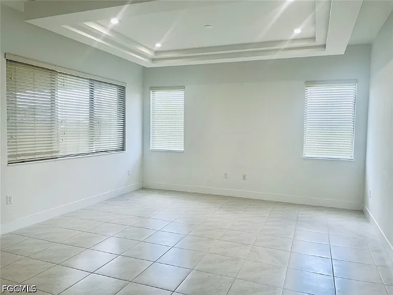 4771 Frattina St W — Photo 30