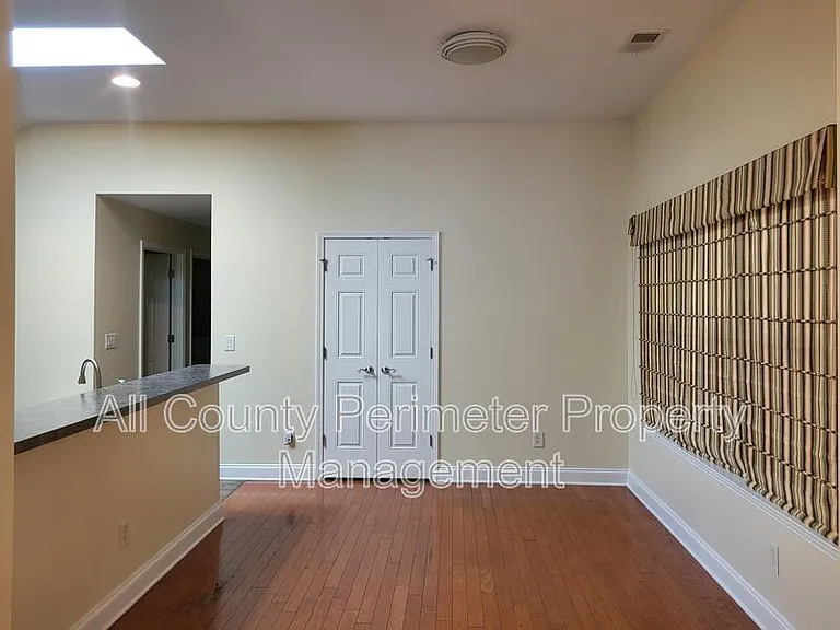 117 Cottage Club Dr — Photo 5
