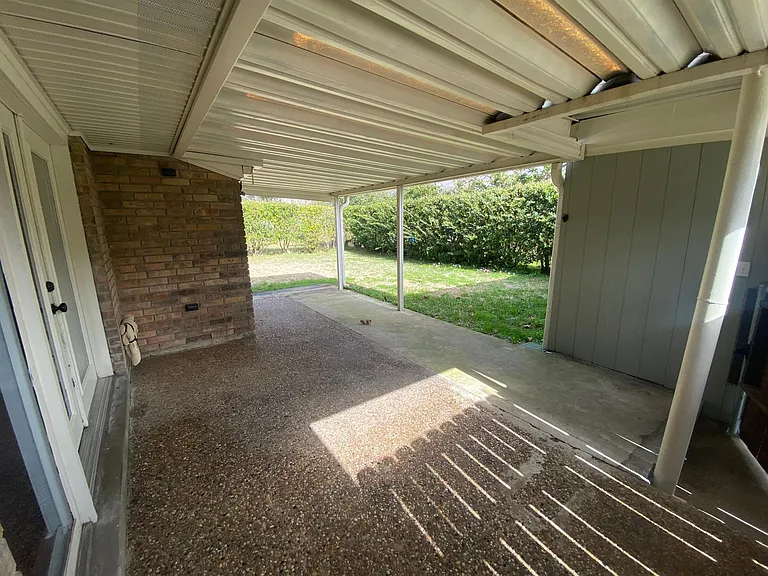 124 Castle Row — Photo 7
