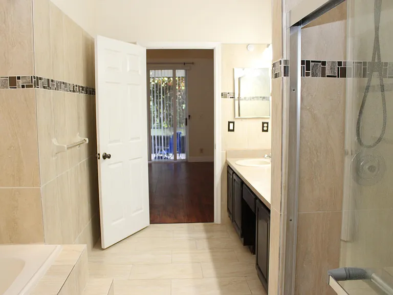 7705 Forest Green Ln — Photo 19