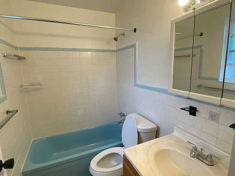 3836 Ruth Ln — Photo 2