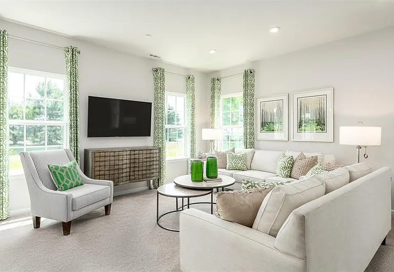 204 Dana Dr — Photo 12
