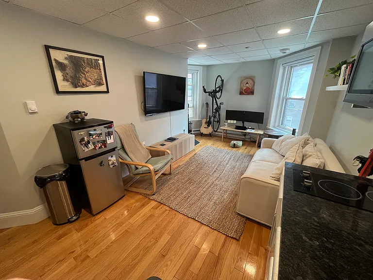 The Blackstone on Beacon — Photo 7