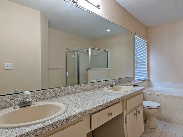 4029 Quail Briar Dr — Photo 14