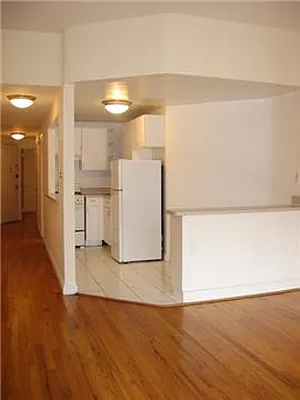 Rented by City Connections Realty | media 28