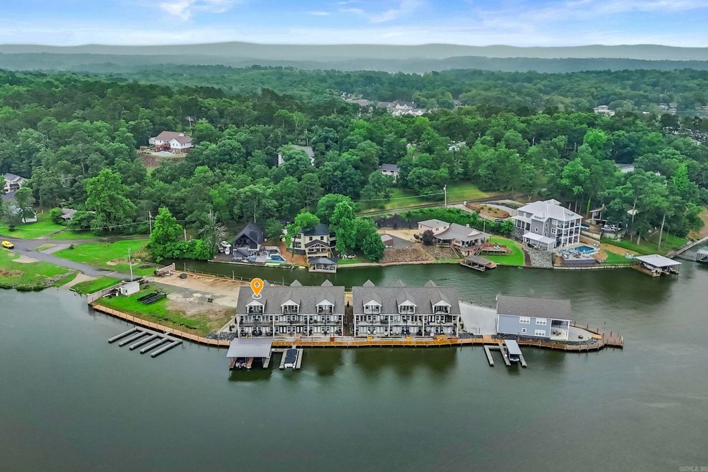 532 Grand Point Dr APT B2, Hot Springs National Park, AR - View 2