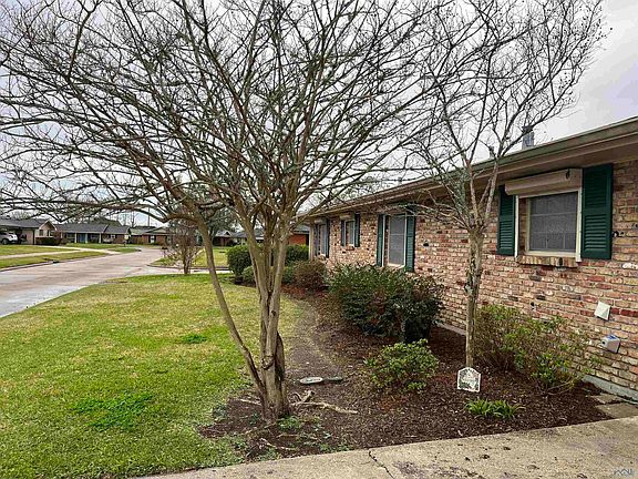 4th image of 124 Alamo Dr