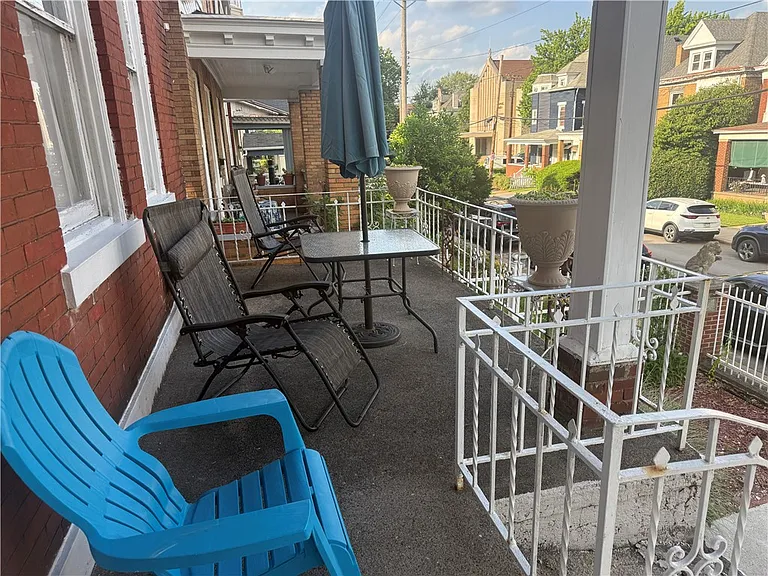 1019 Chislett St #2 — Photo 6