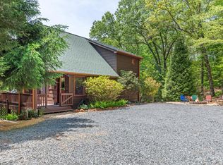 1204 Brookhaven Ln, Blue Ridge, GA 30513