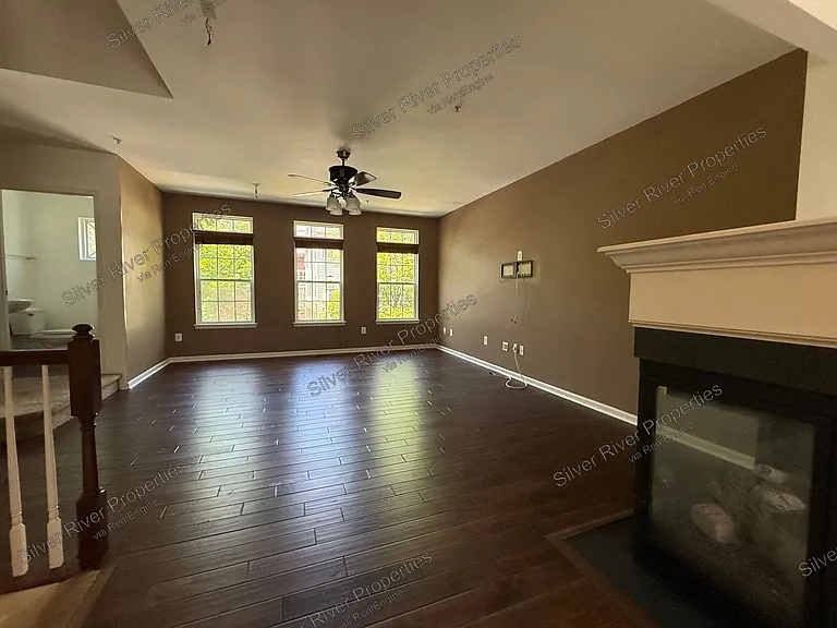 951 Hall Station Dr #1 — Photo 3