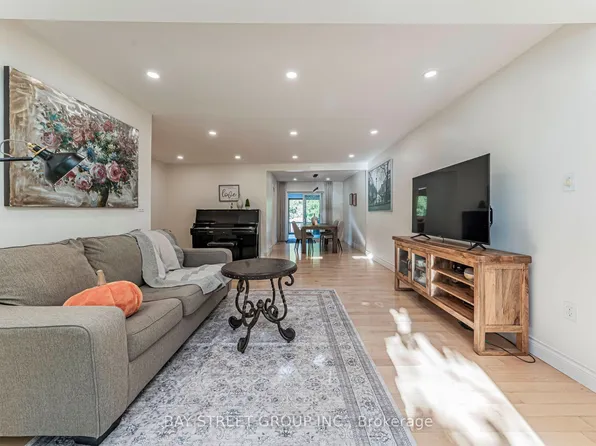 1111 Kent Ave, Oakville, ON L6H 1Z9