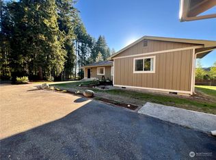 1951 SE Van Skiver Rd, Port Orchard, WA 98367