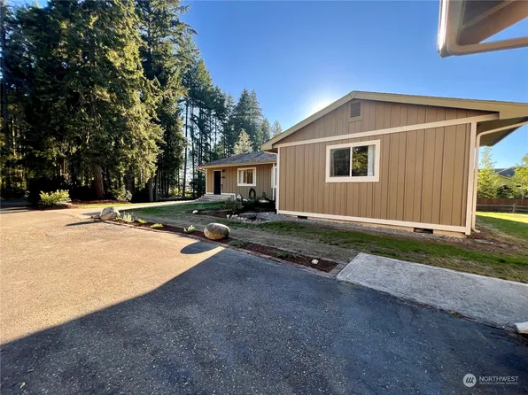 1951 SE Van Skiver Road, Port Orchard, WA 98367