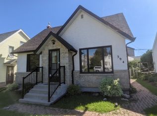 394 Edgewood St #1A, Winnipeg, MB R2H0Z9