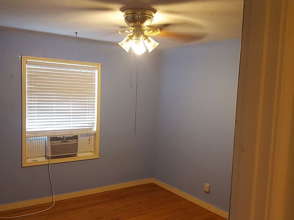 2nd image of 1011 Brand St
