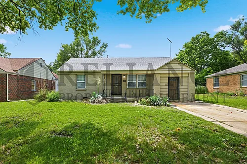 1607 N Terrace Dr Photo 1