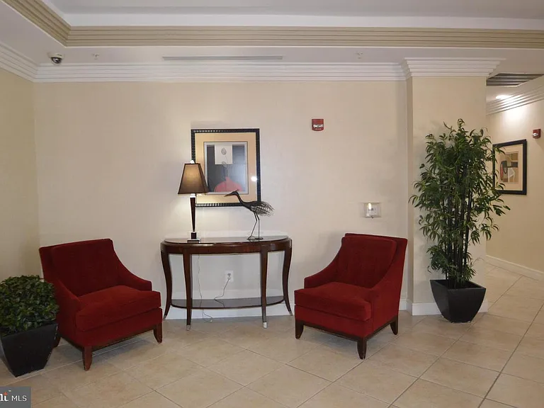 4490 Market Commons Dr #412 — Photo 24